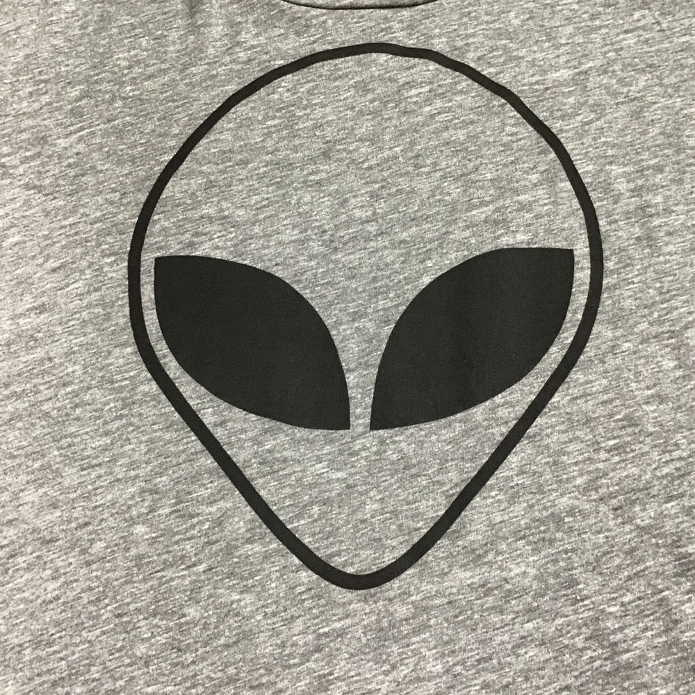 Alien Shirt Size M Local Celebrity Graphic Gray Black Tee Gorilla Buffet Tee Top - Picture 2 of 9